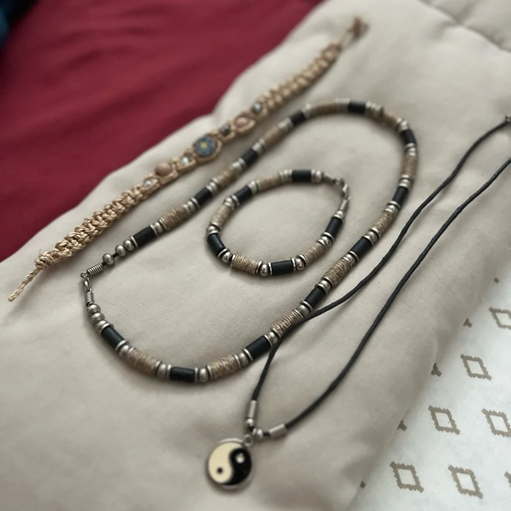 Vintage Y2K Jewelry Bundle - Picture 3 of 4